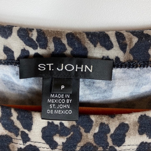 St. John Leopard/Cheetah Print Boatneck Tee Sz P - Picture 3 of 15